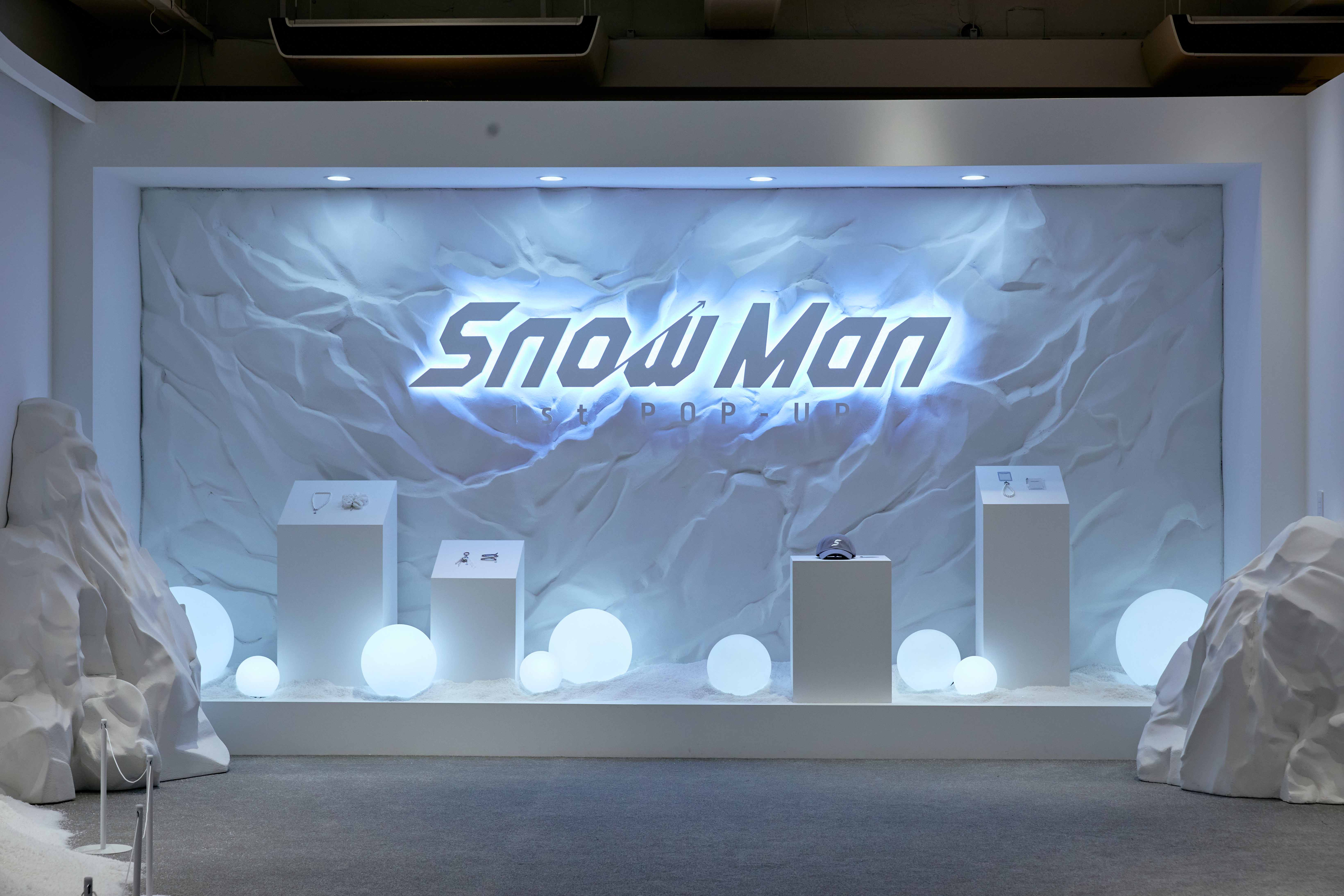 SNOWMAN-1ST-POP-UP image 5