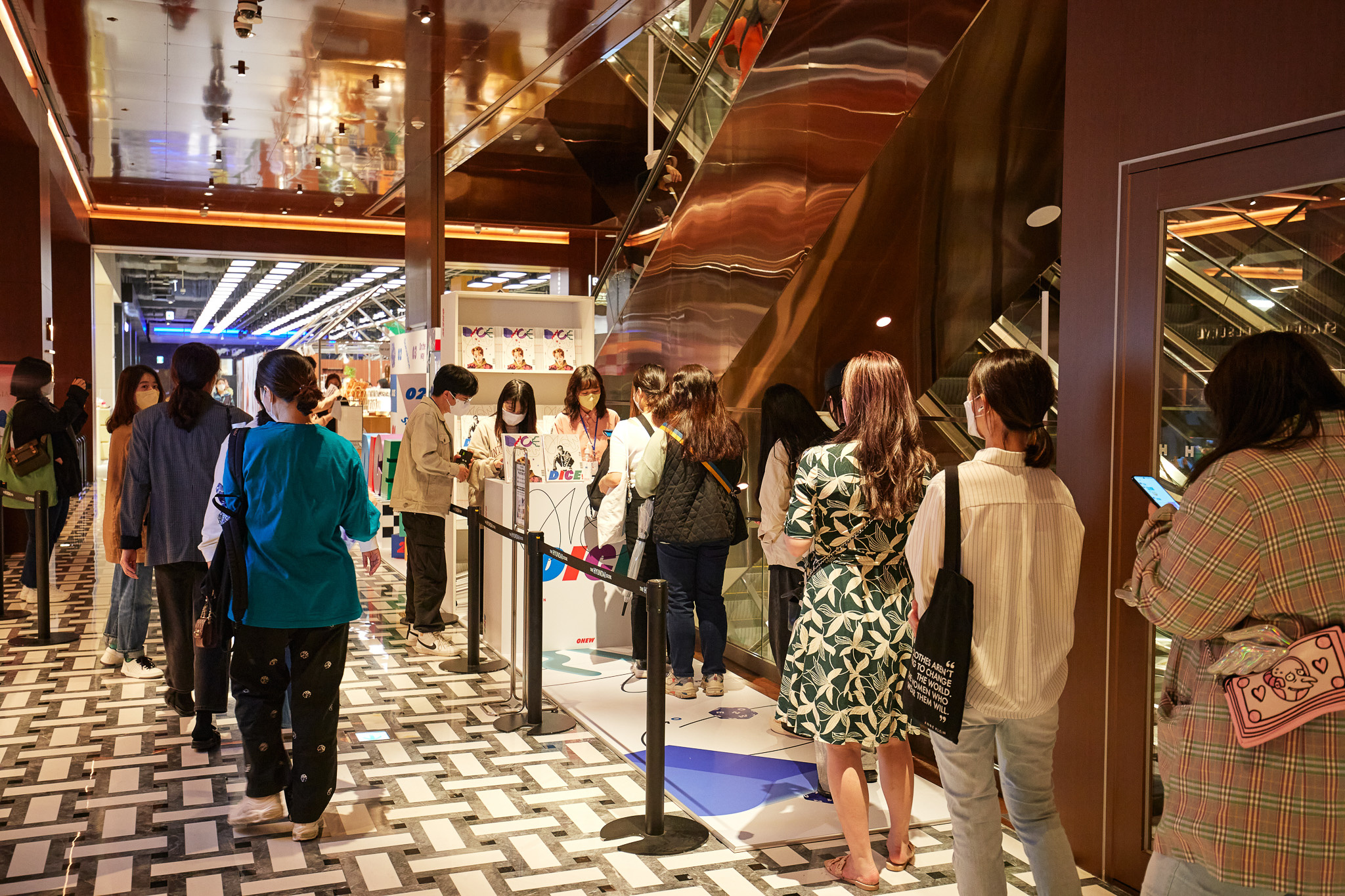 pop-up-128 image 3