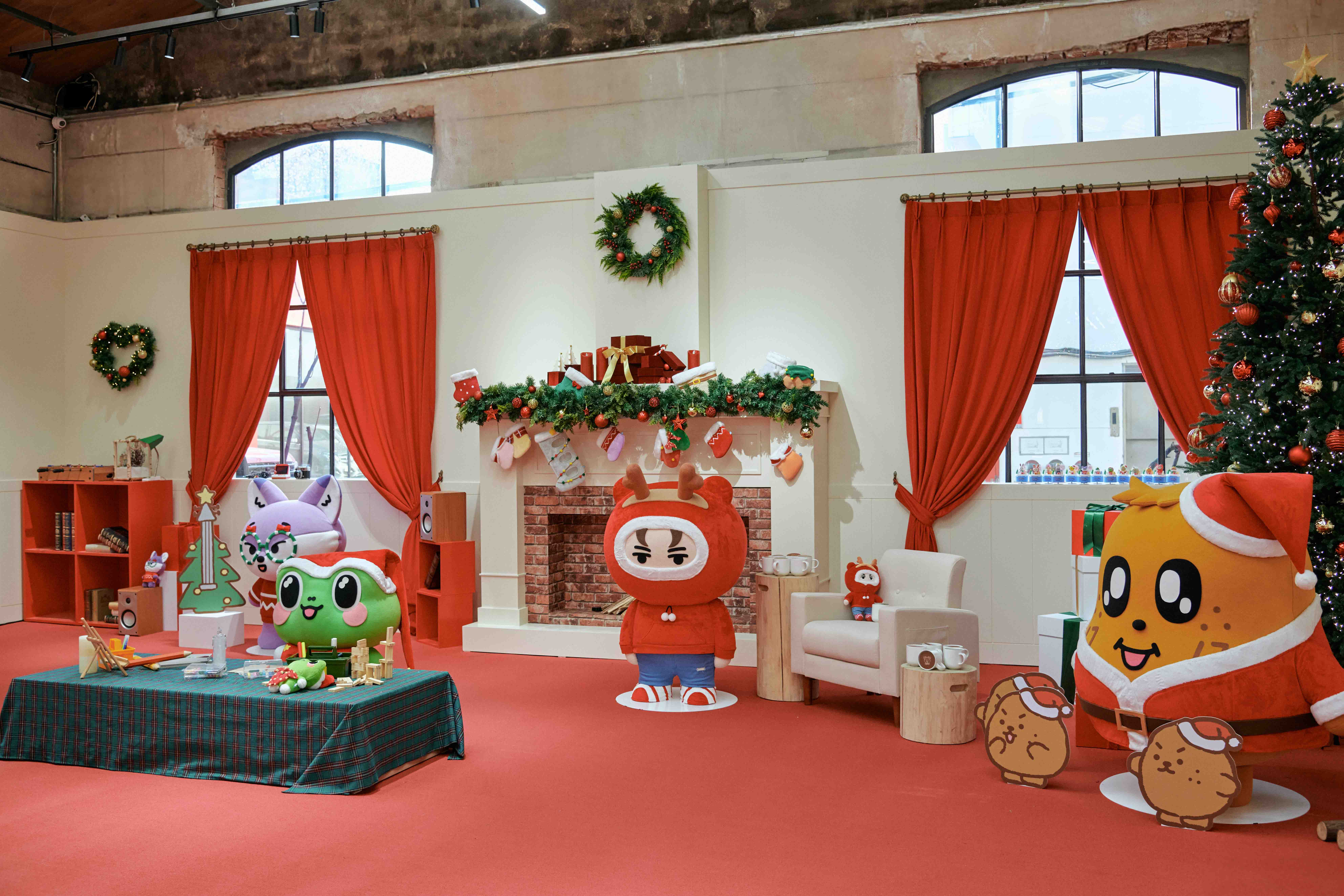 HOLIDAY-WITH-MINITEEN-POP-UP image 5