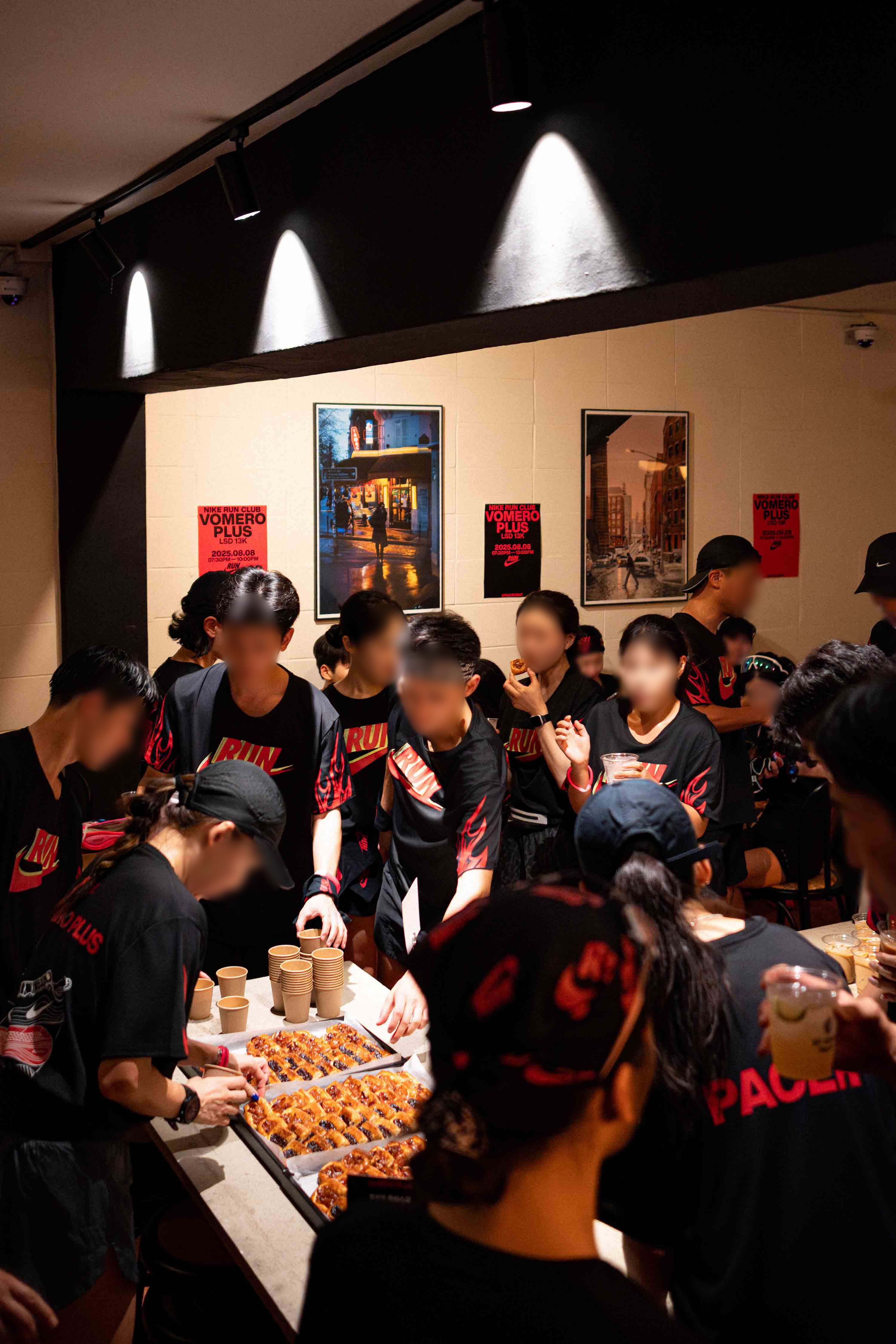 NIKE-RUN-CLUB-VOMERO-PLUS-LSD-13K image 8