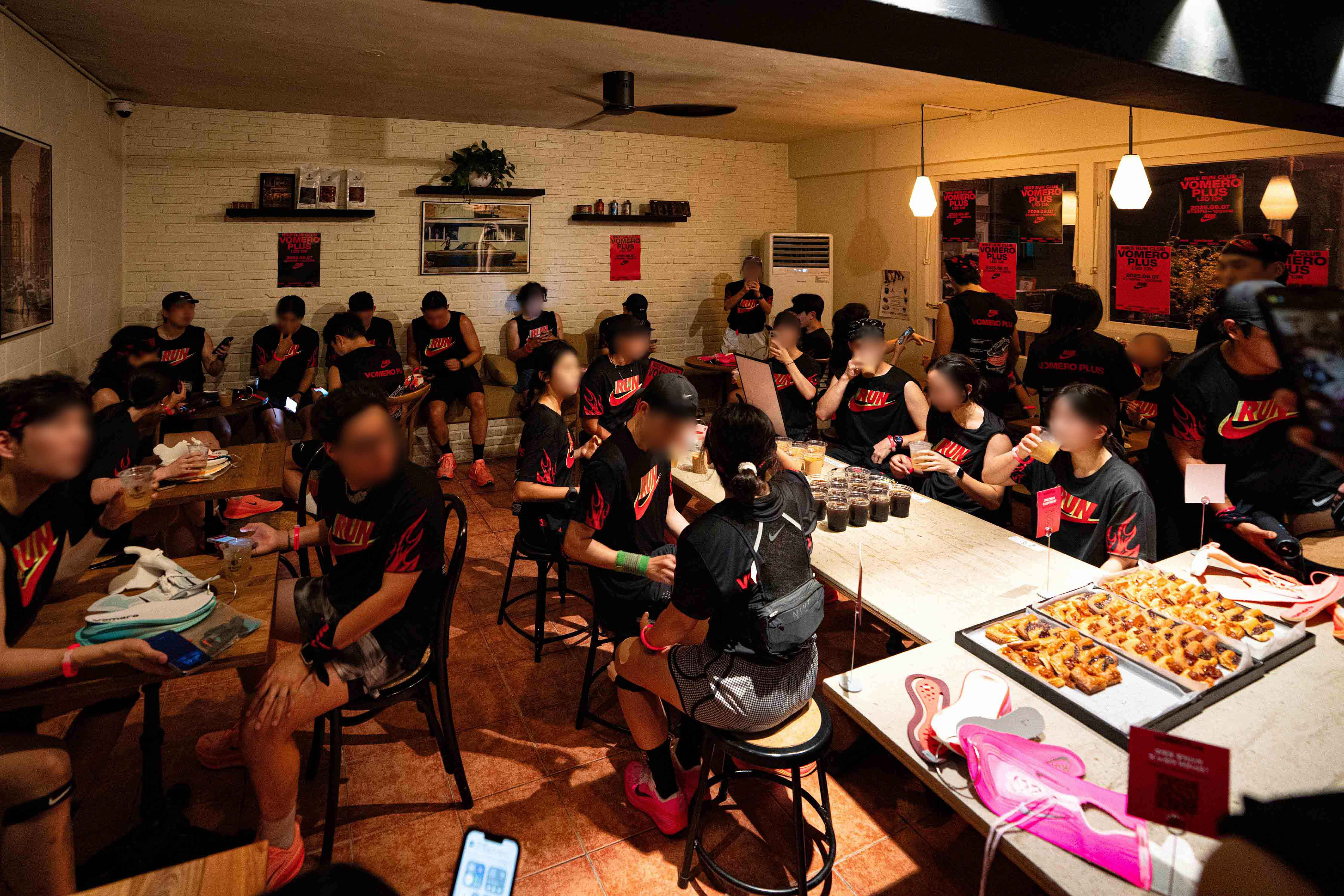 NIKE-RUN-CLUB-VOMERO-PLUS-LSD-13K image 6