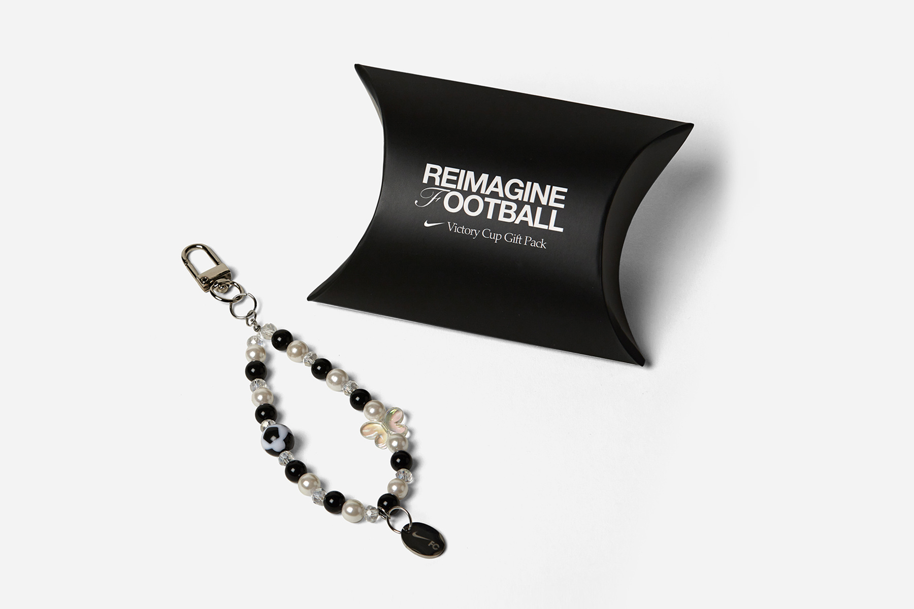 design-033 image 3