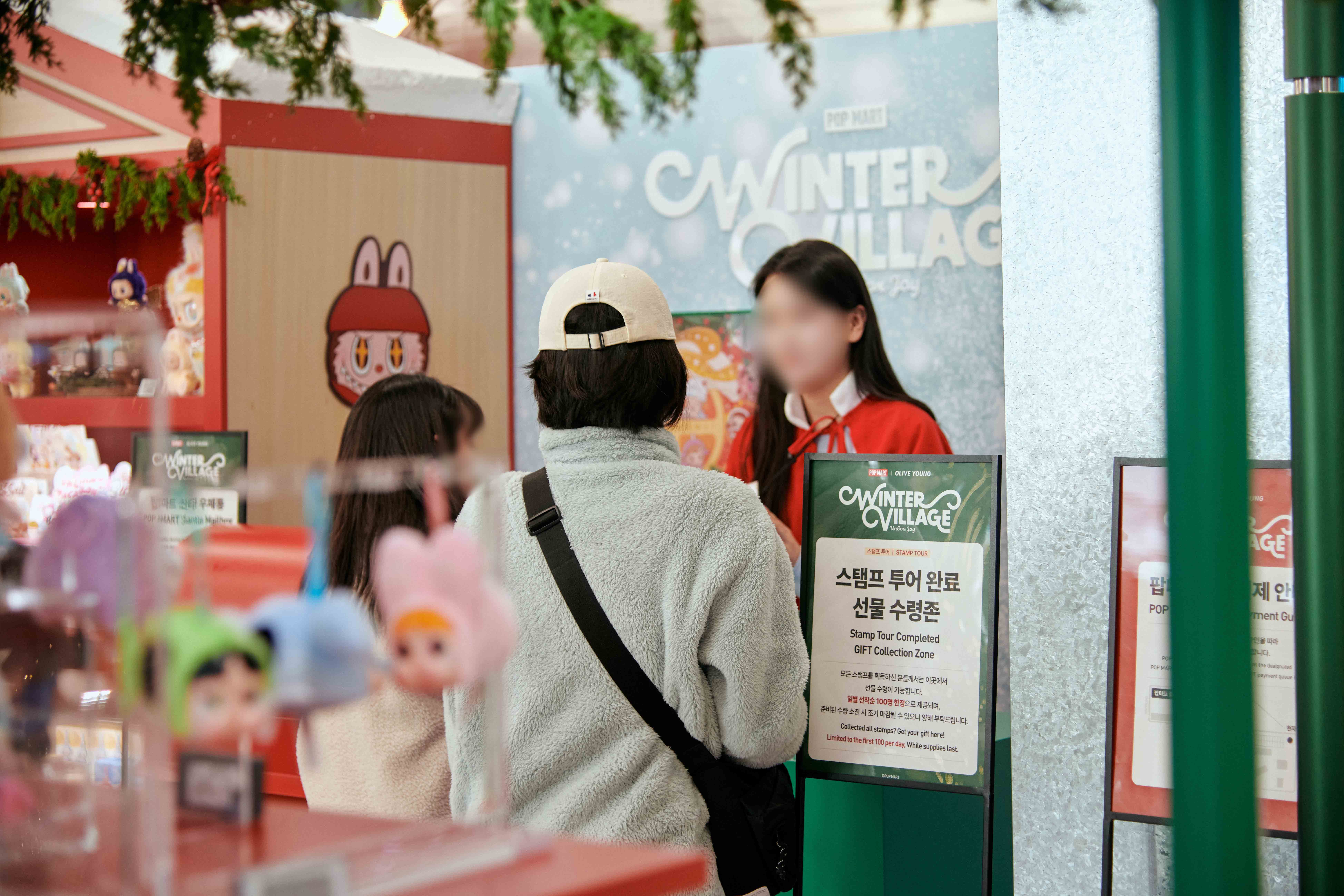 POP-MART-WINTER-VILLAGE-POP-UP-STORE-1 image 3