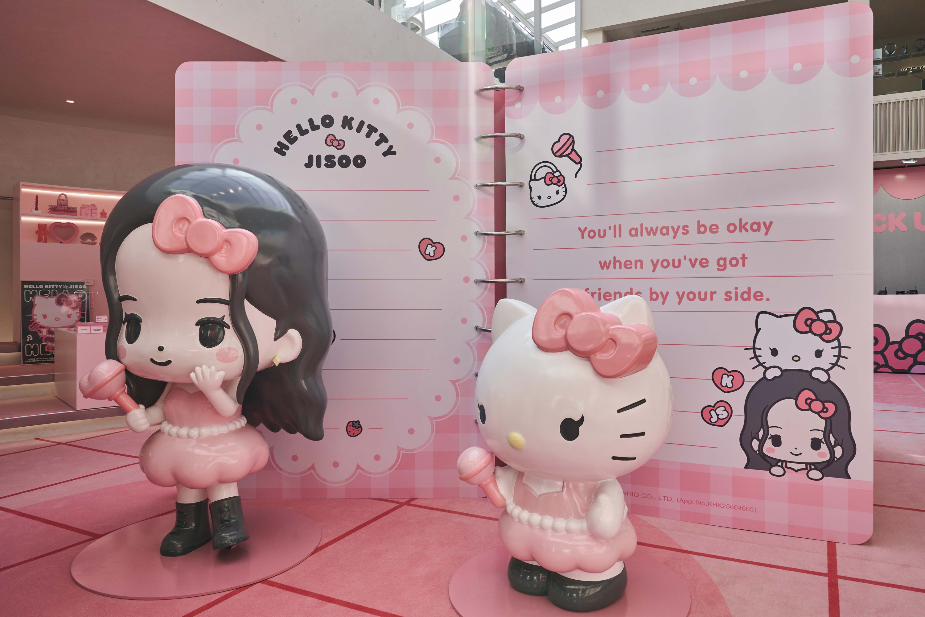 HELLO KITTY X JISOO POP-UP STORE