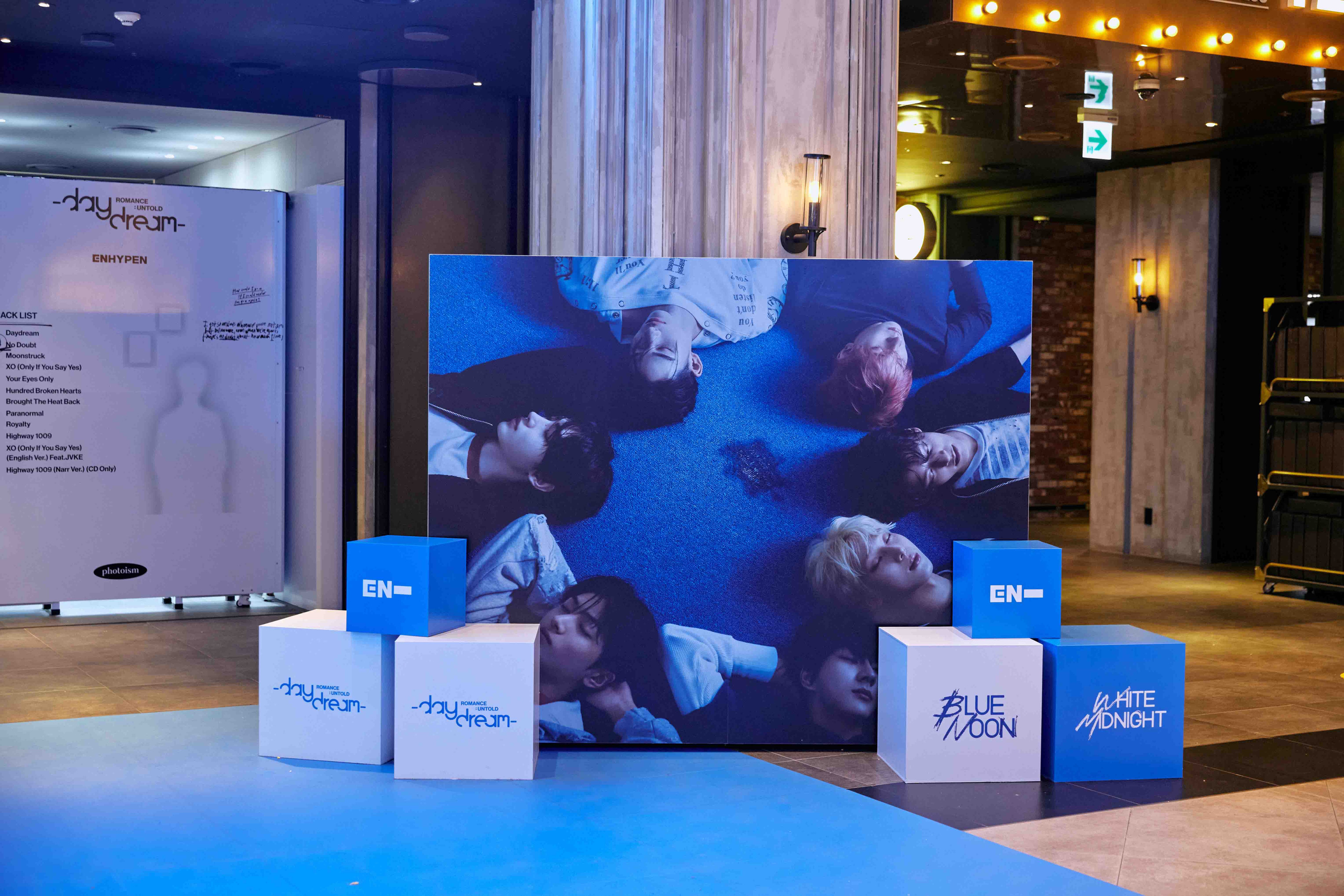 WEVERSE POP-UP STORE