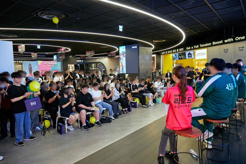 FORTNITE X SQUIDGAME LANPARTY & S.FORTNITE